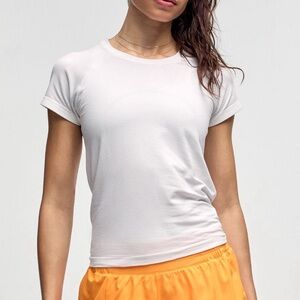 Lululemon Swiftly Tech Short-Sleeve Shirt Waist Length 2.0 White Size 6